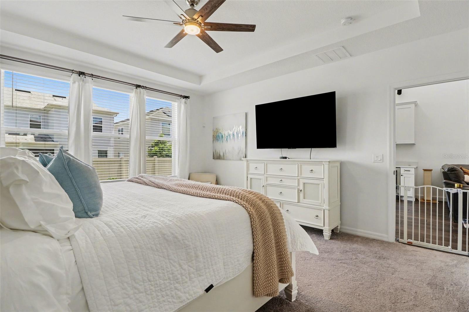 CRESTVIEW - Residential