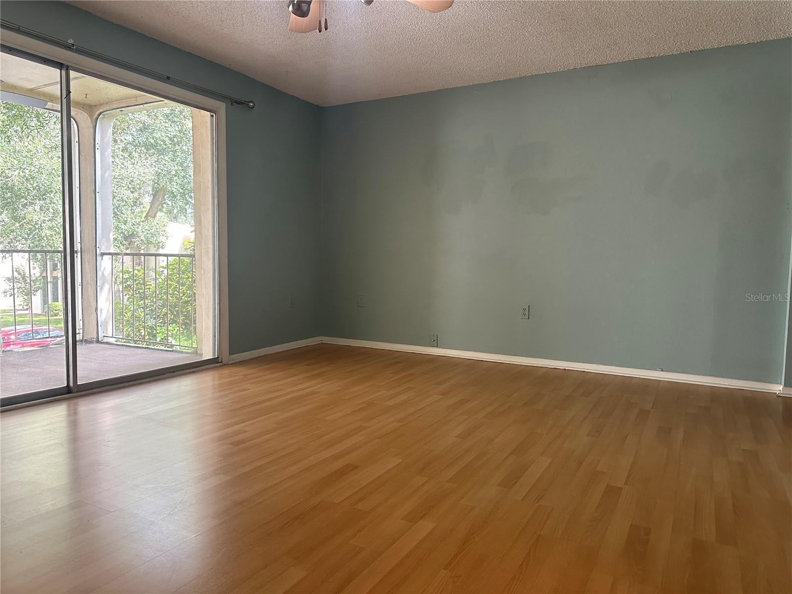 ROYAL ARMS CONDO - Residential Lease