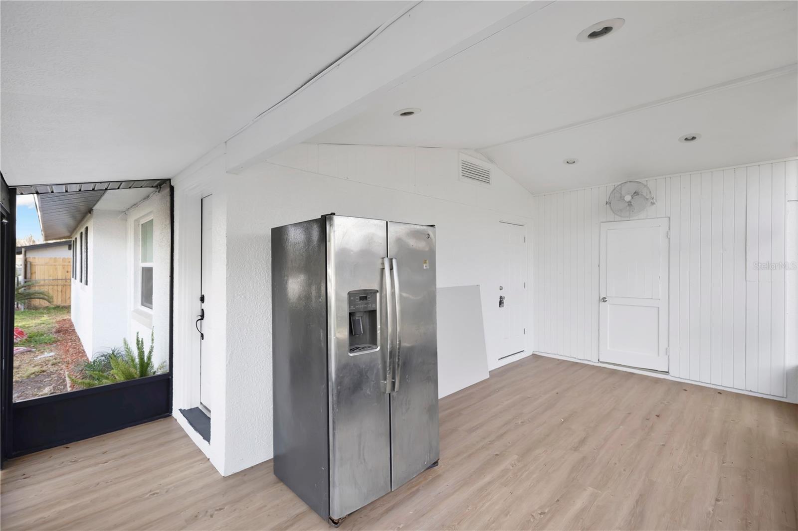 SPRING LAKE HILLS - Residential