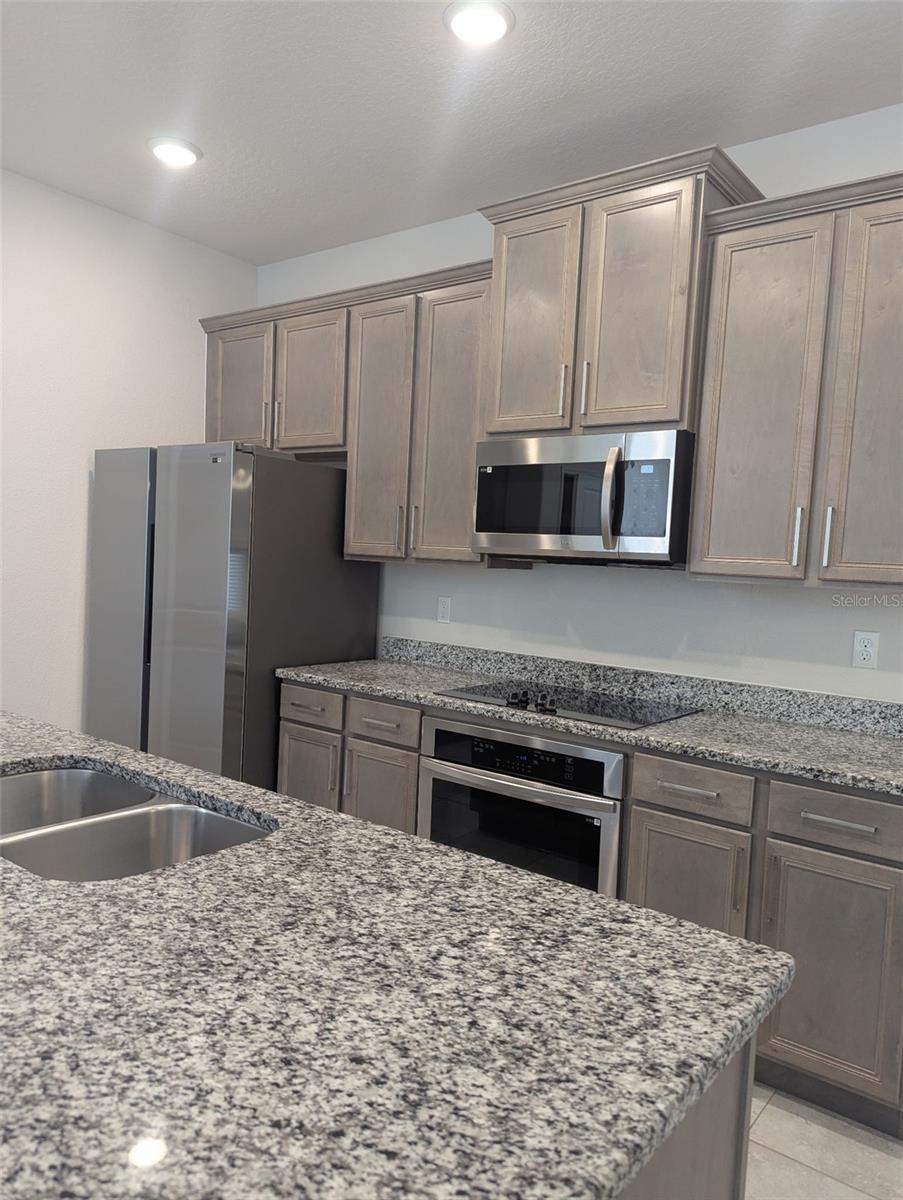 FOREST GROVE BUS CENTER - Residential