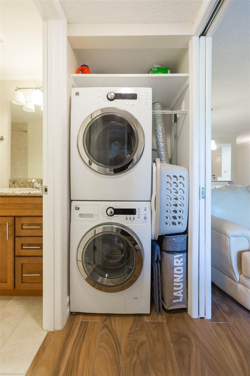 LA PUERTA DEL SOL CONDO - Residential