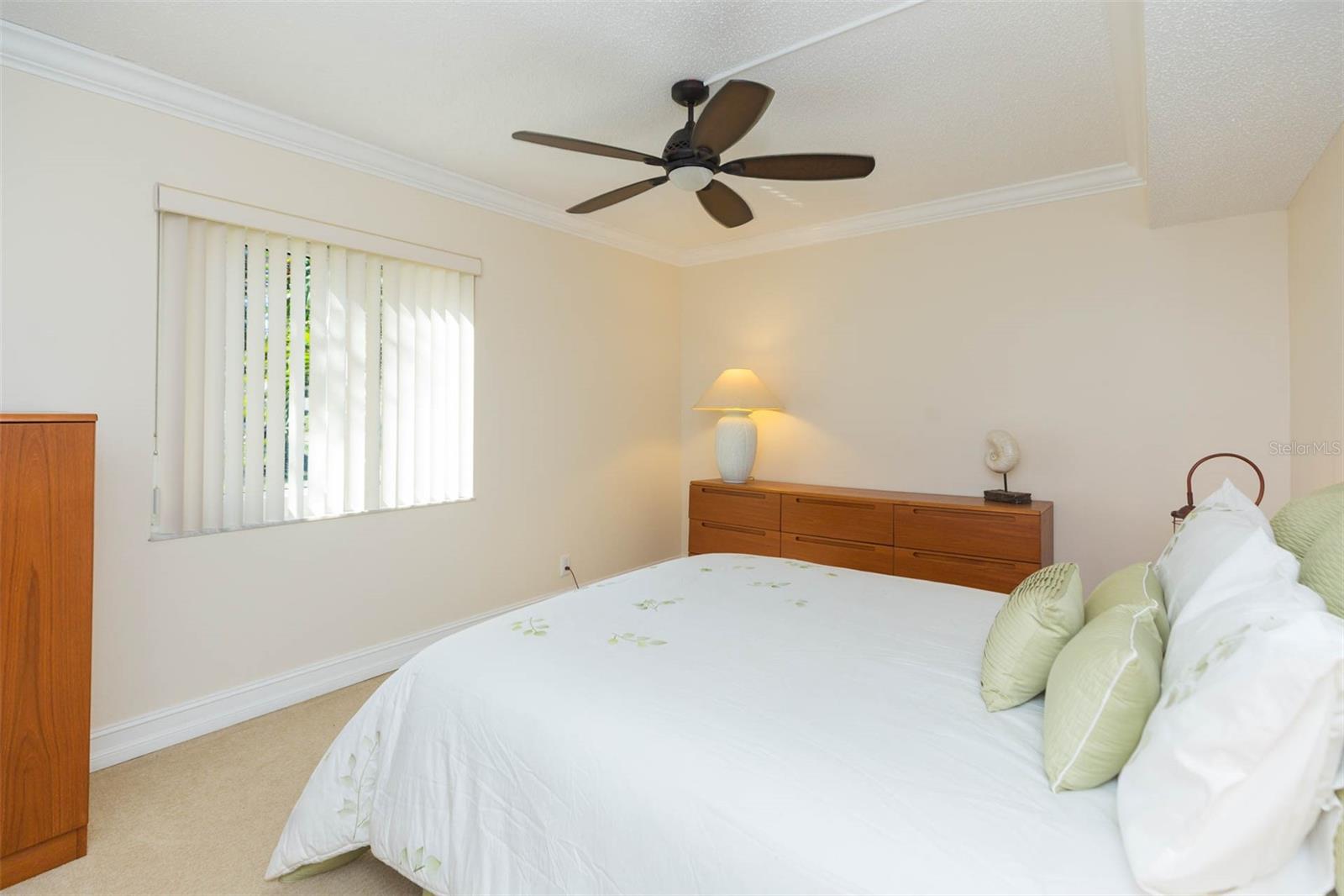 LA PUERTA DEL SOL CONDO - Residential