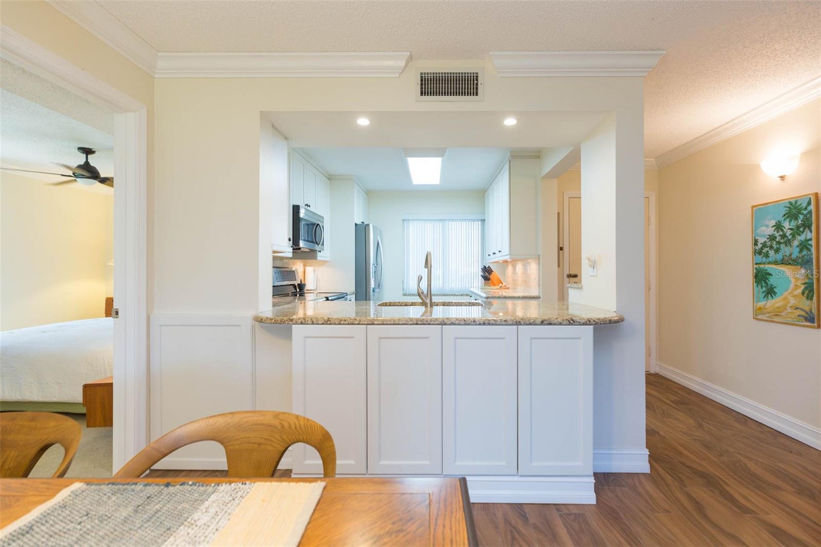 LA PUERTA DEL SOL CONDO - Residential