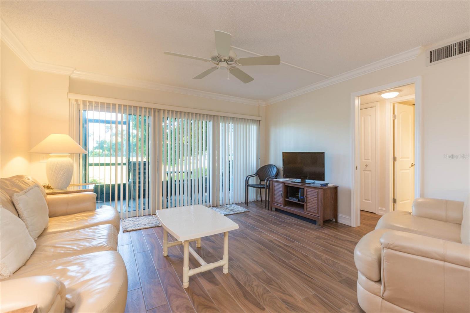 LA PUERTA DEL SOL CONDO - Residential