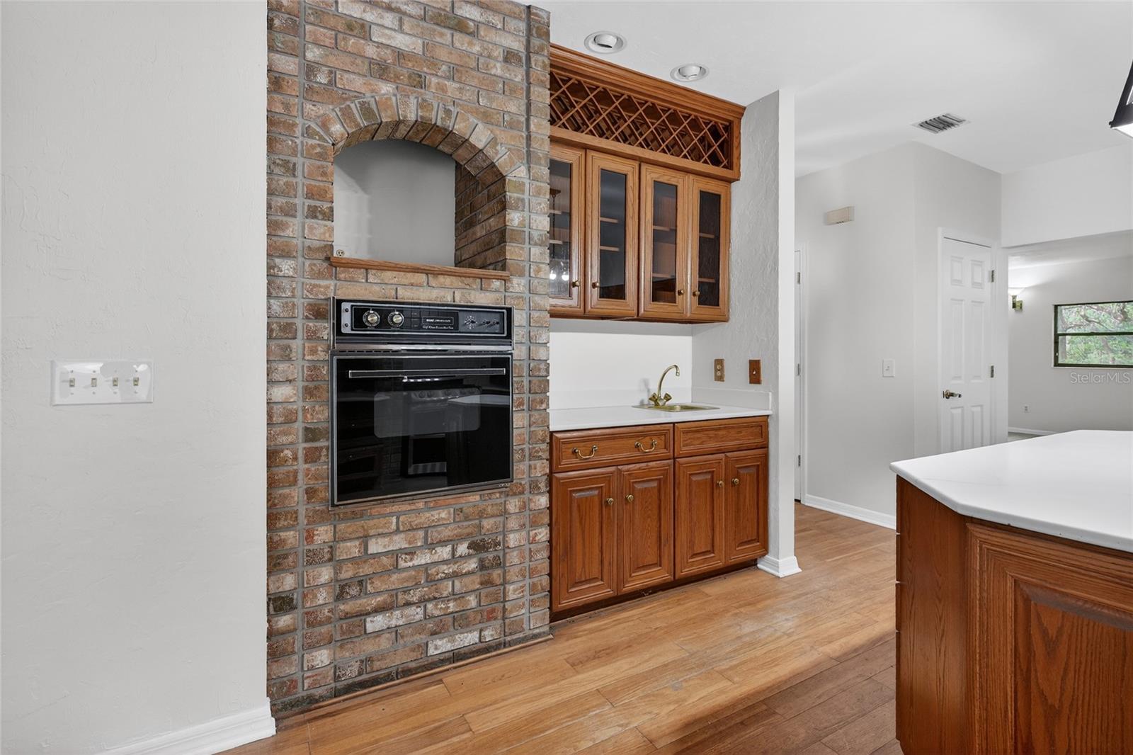 THOUSAND OAKS - Residential