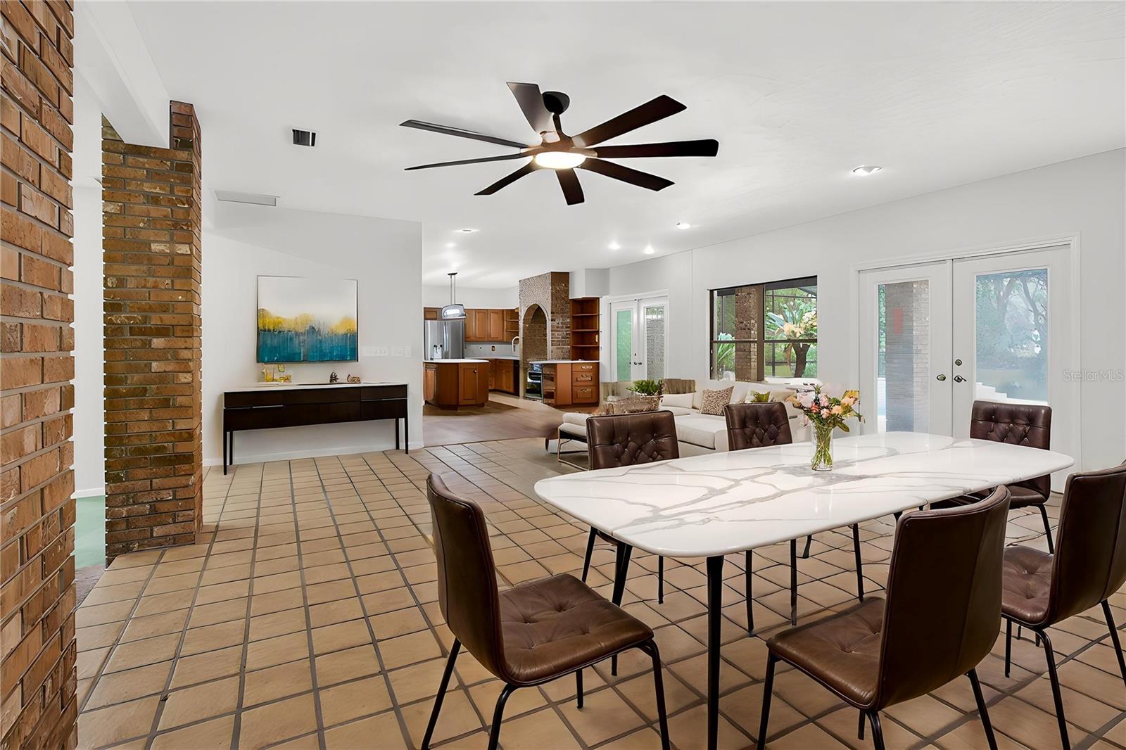 THOUSAND OAKS - Residential