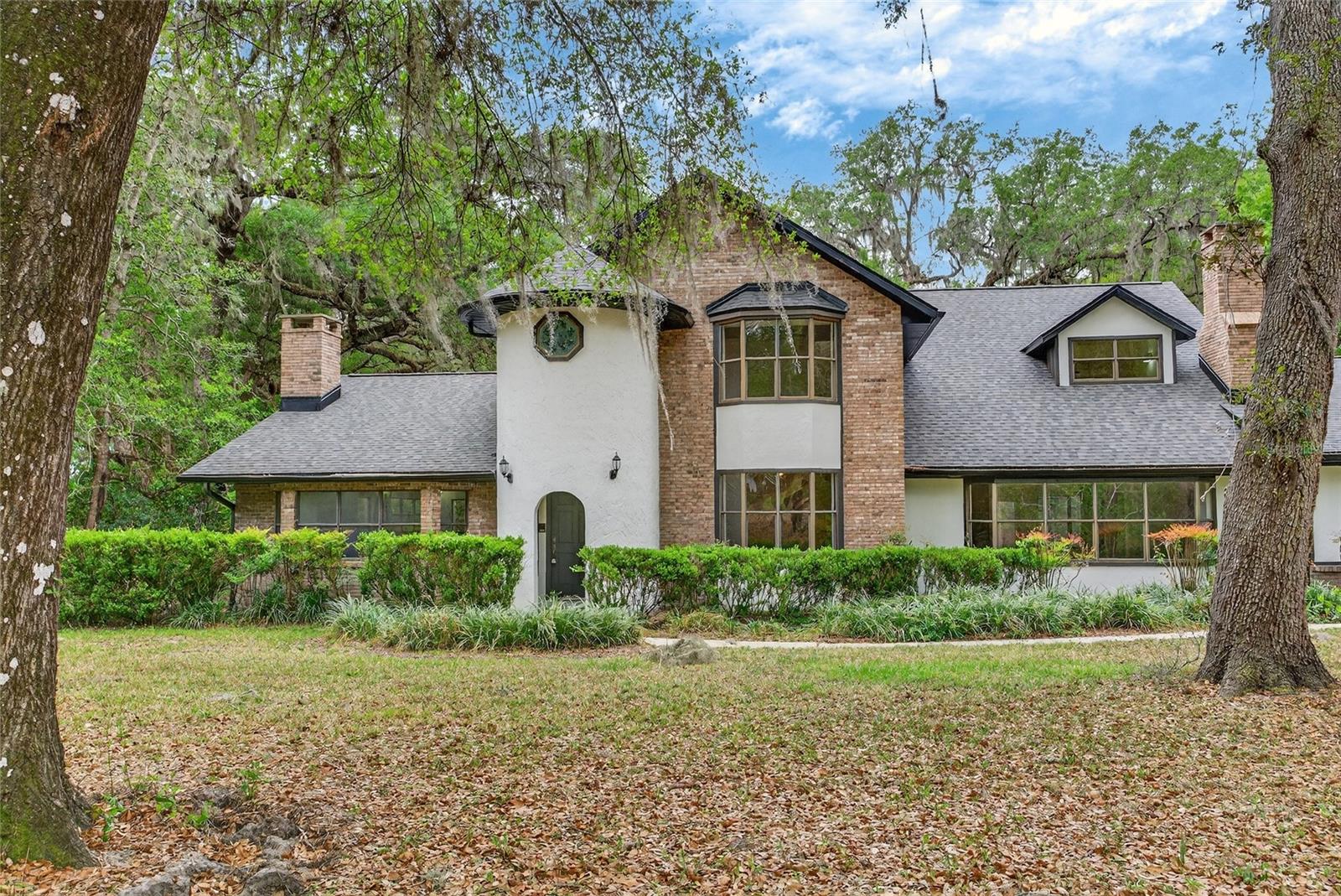 THOUSAND OAKS - Residential