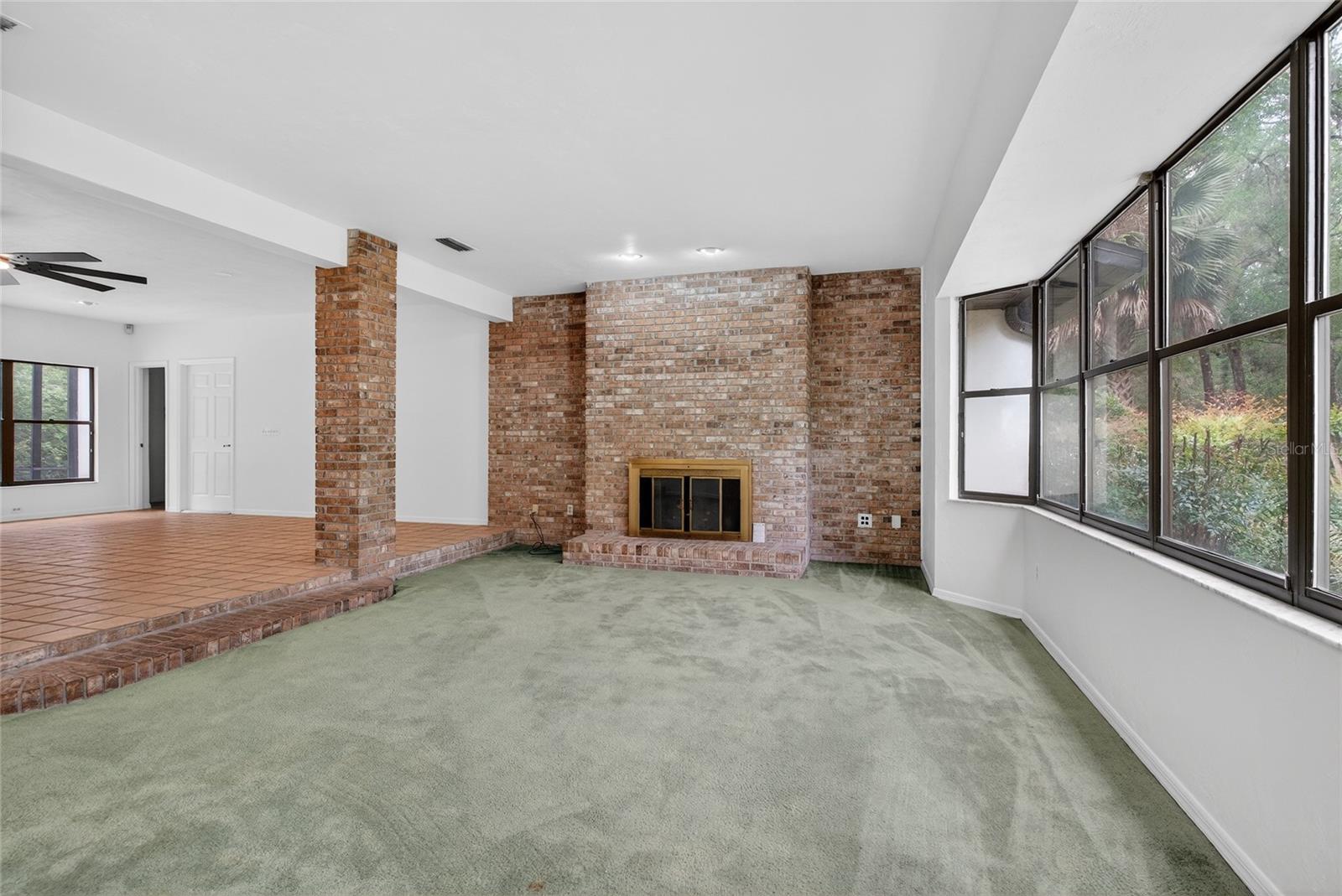 THOUSAND OAKS - Residential