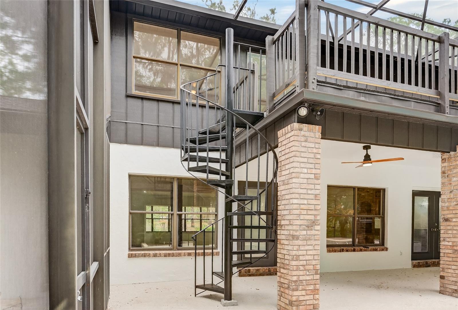 THOUSAND OAKS - Residential