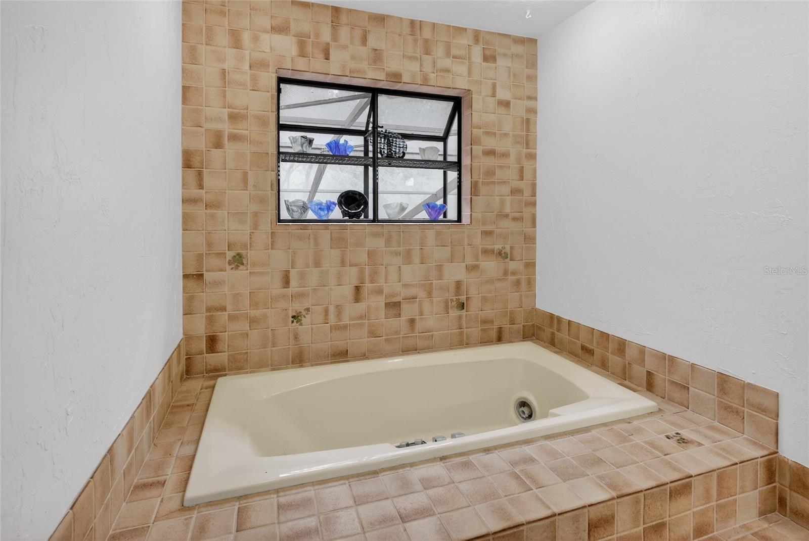 THOUSAND OAKS - Residential