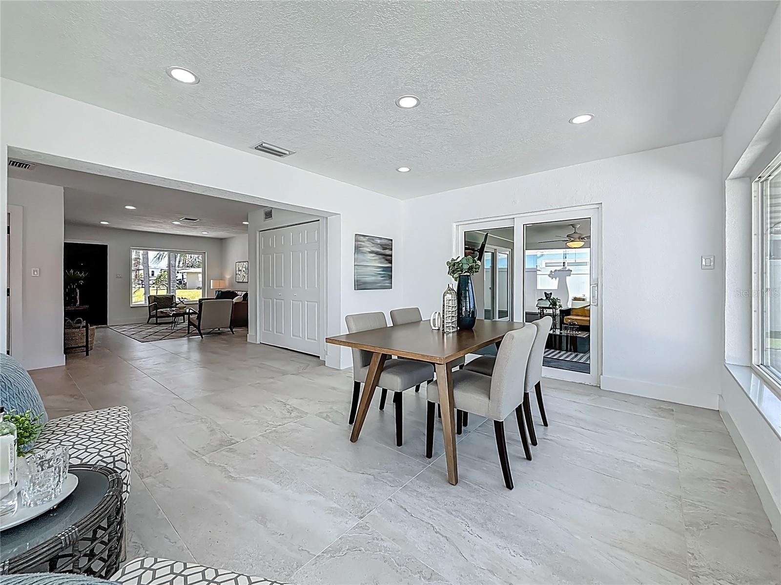 BAYWOOD SHORES 1ST ADD - Residential Lease