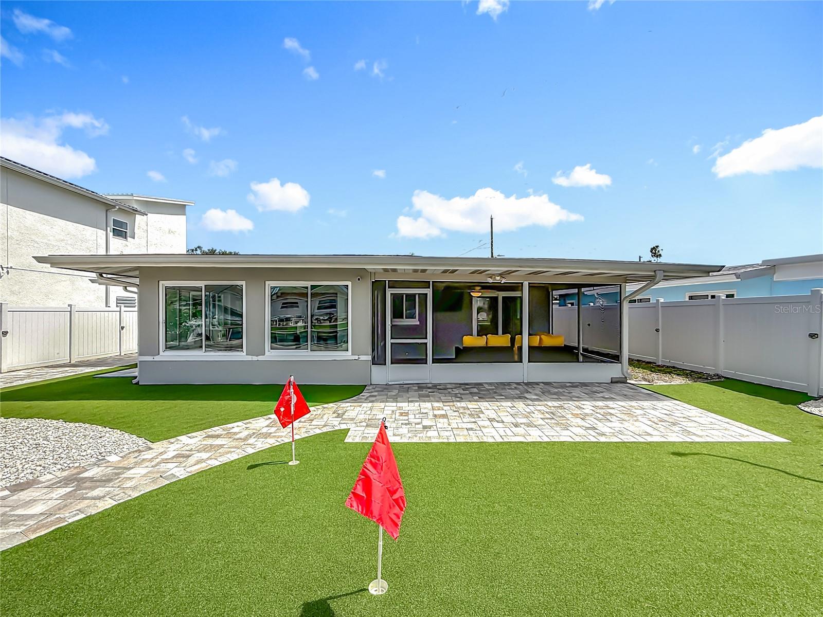 BAYWOOD SHORES 1ST ADD - Residential Lease