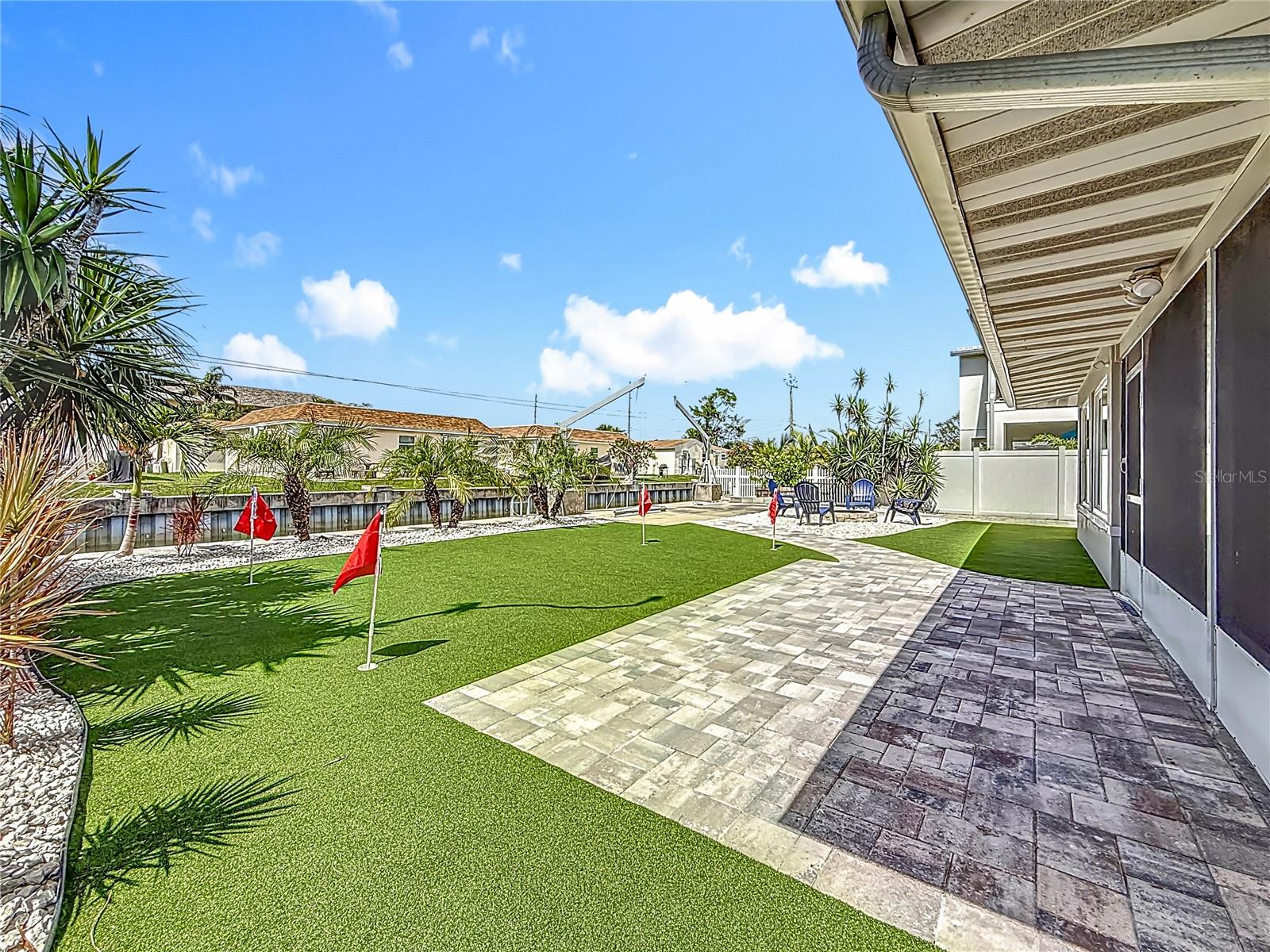 BAYWOOD SHORES 1ST ADD - Residential Lease