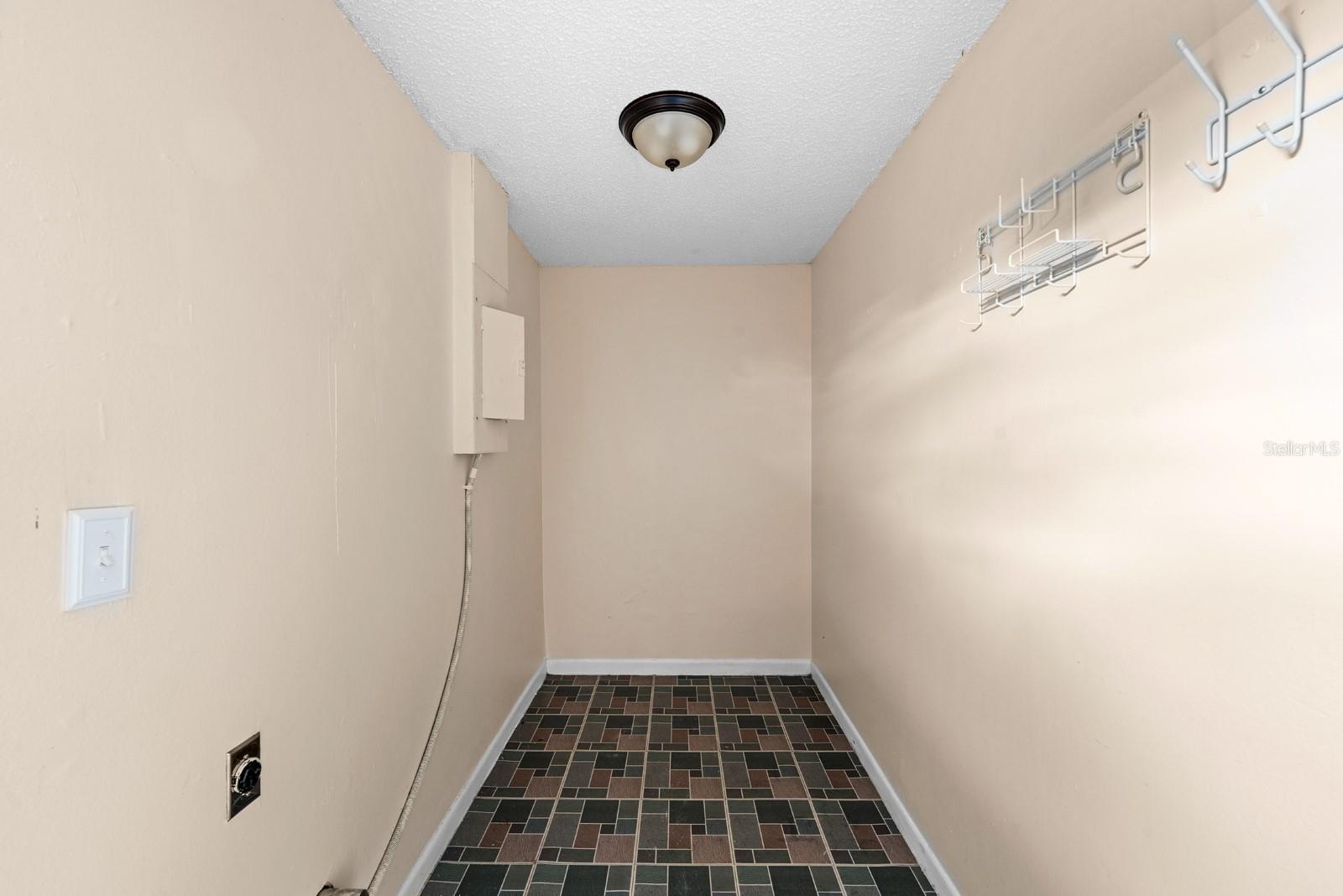 NORTH LAKES SECTION B UNIT NO 1 - Residential