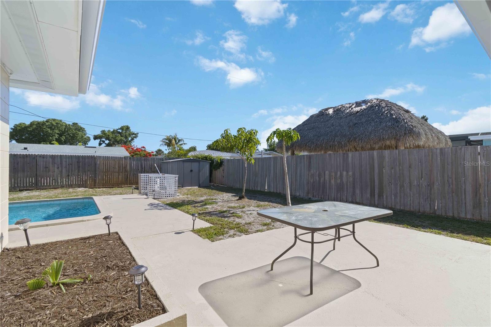 LAKE RIDGE - Residential