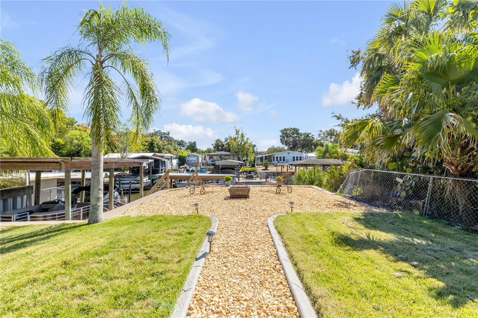 INDIAN HARBOR ESTATES UNIT 04 - Residential