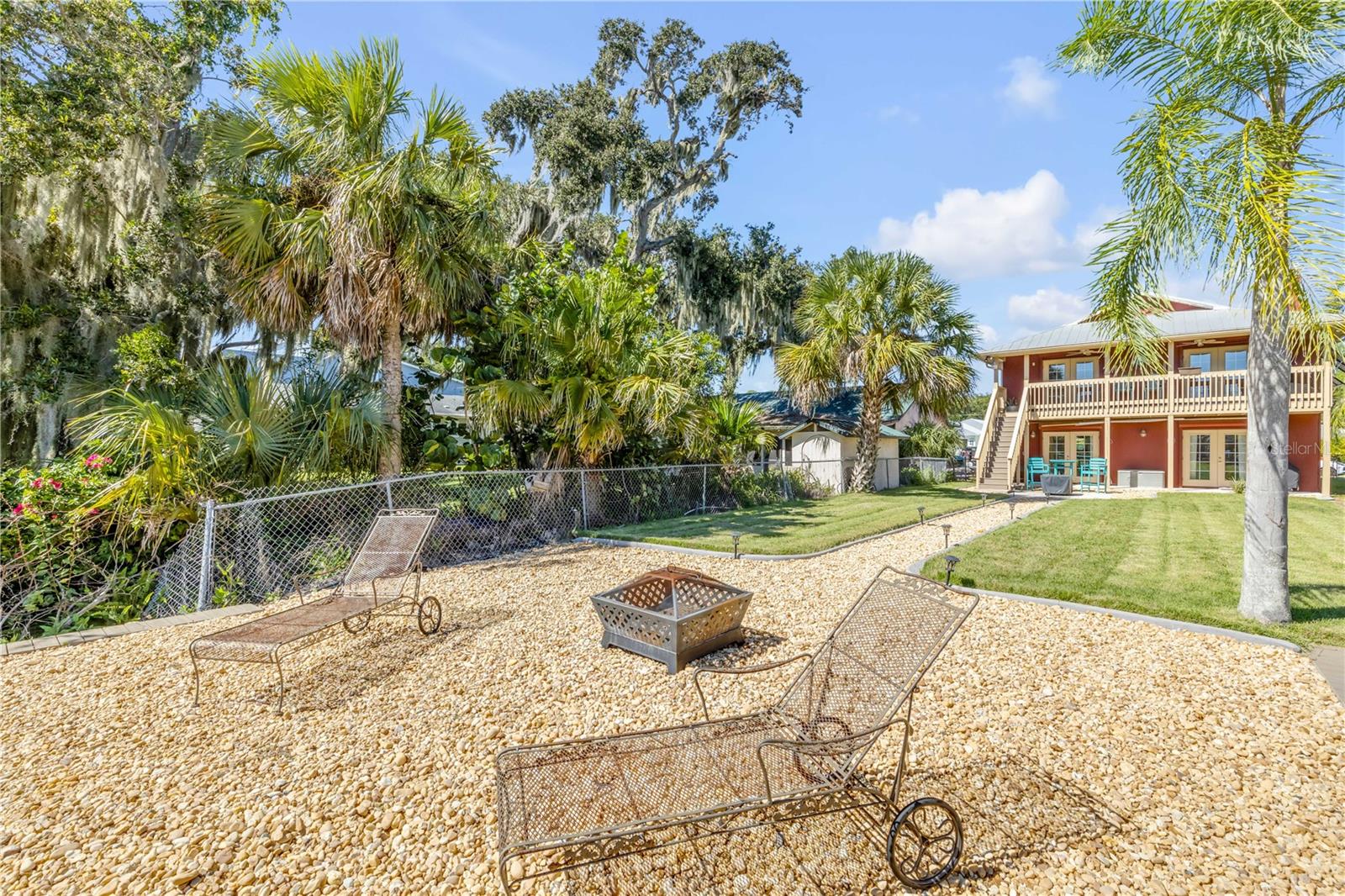 INDIAN HARBOR ESTATES UNIT 04 - Residential