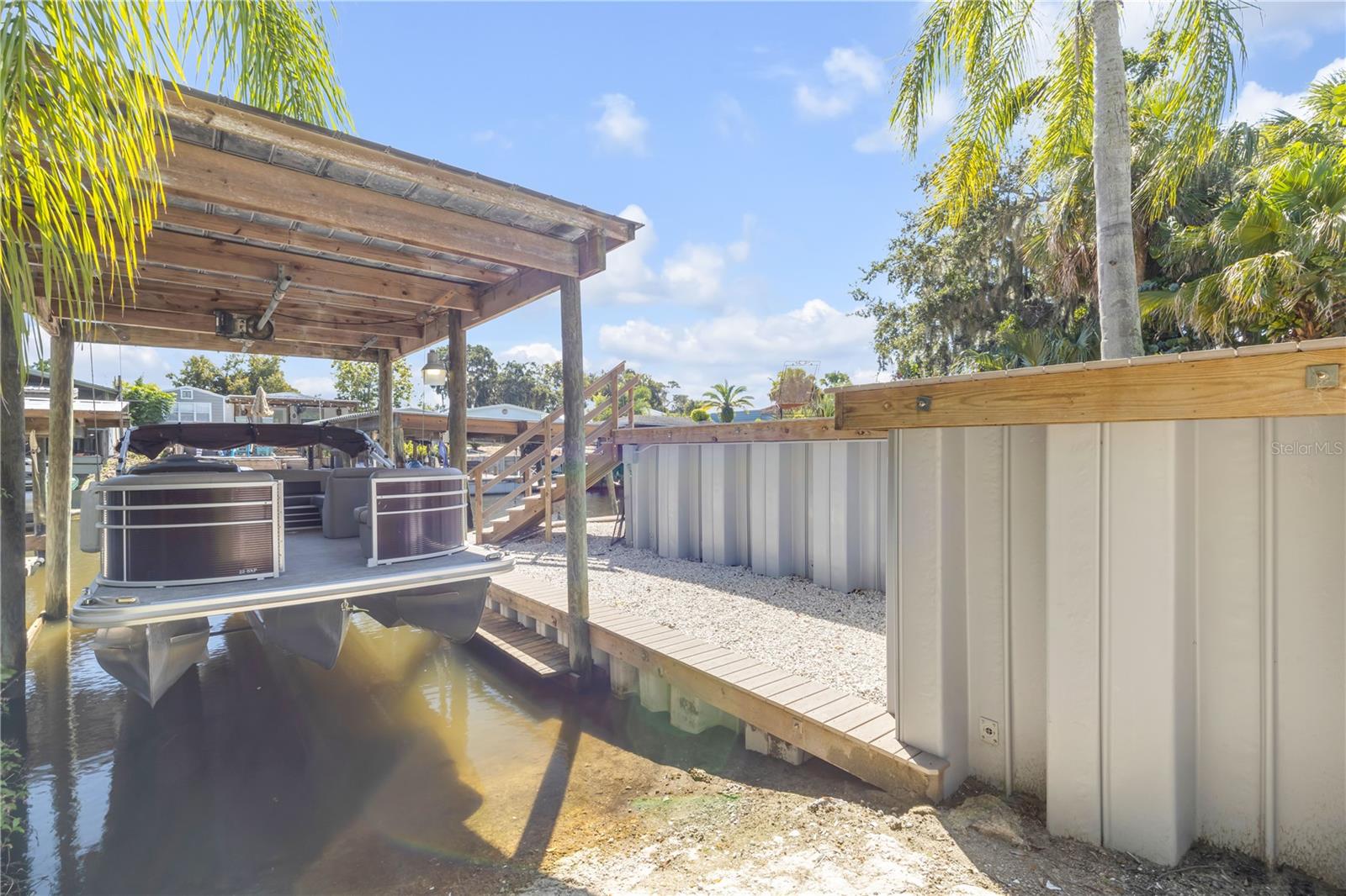 INDIAN HARBOR ESTATES UNIT 04 - Residential