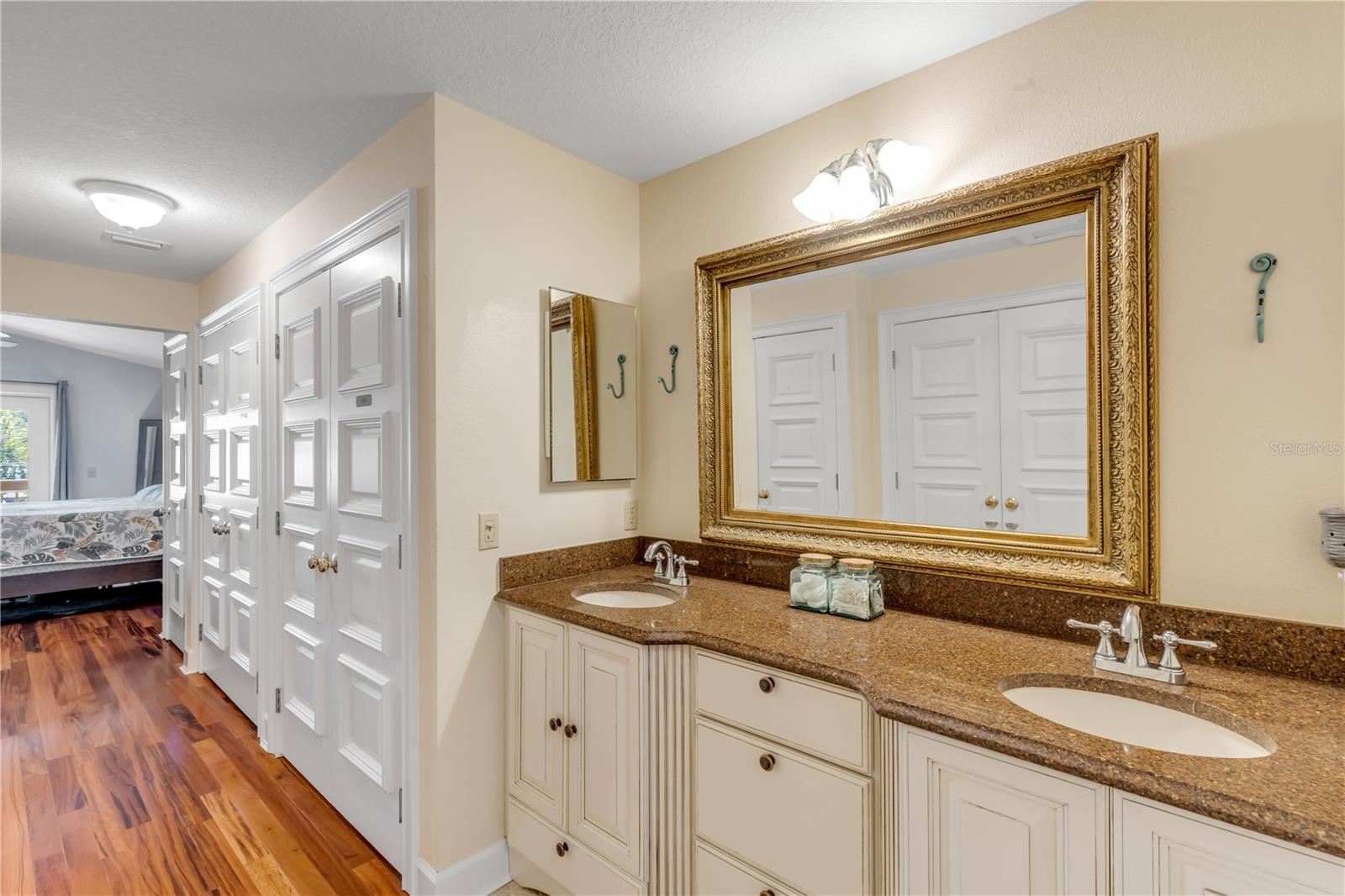 INDIAN HARBOR ESTATES UNIT 04 - Residential