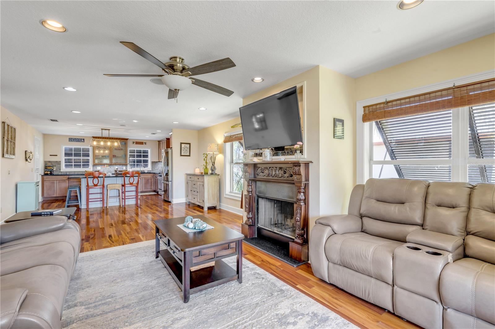 INDIAN HARBOR ESTATES UNIT 04 - Residential