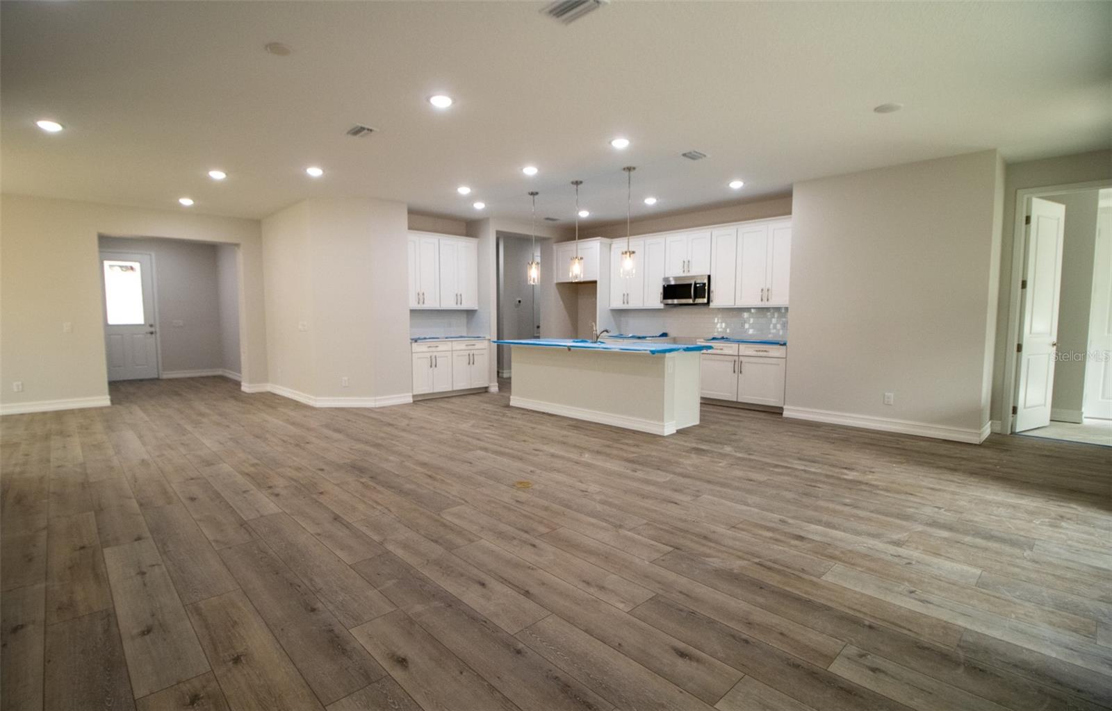 3618 W BIRDS NEST DRIVE