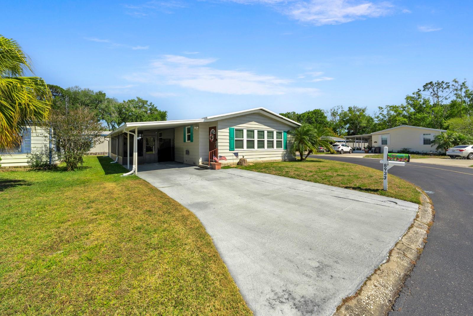 8933 FOX TRAIL