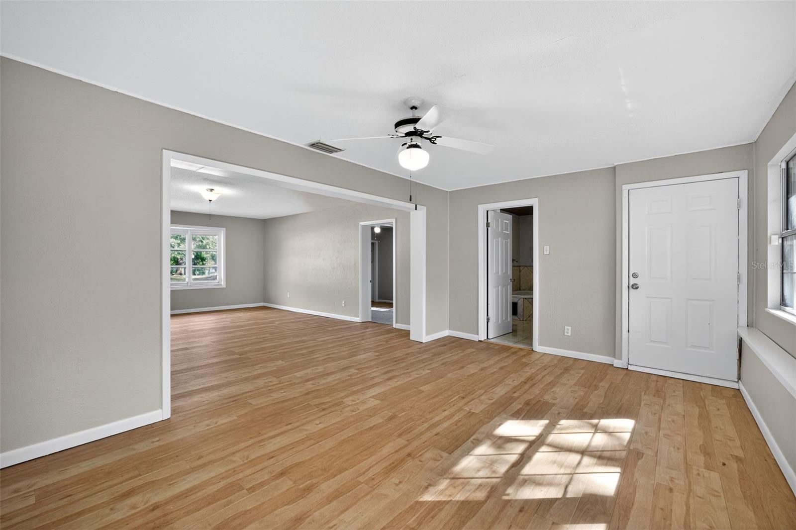 DE SOTO ESTATES - Residential