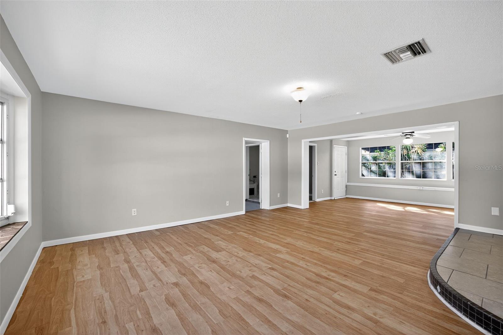 DE SOTO ESTATES - Residential