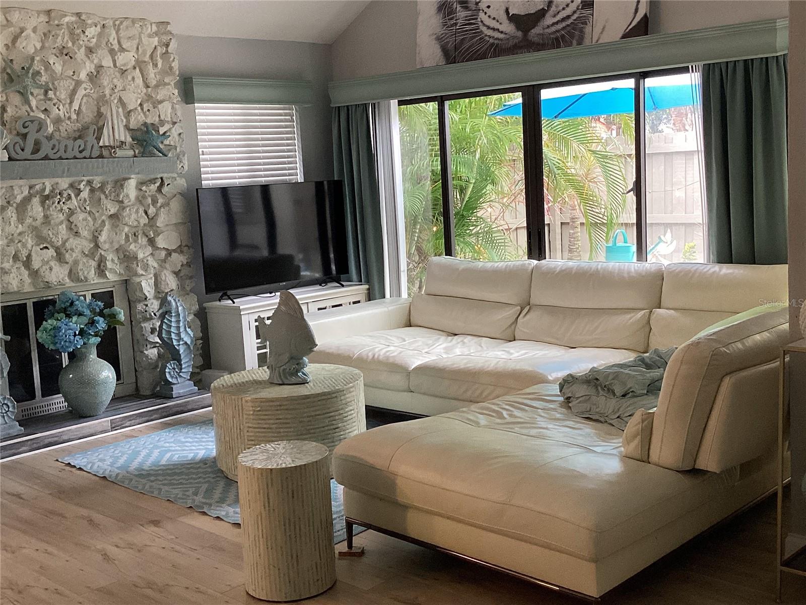 AUTUMN WOOD REV - Residential