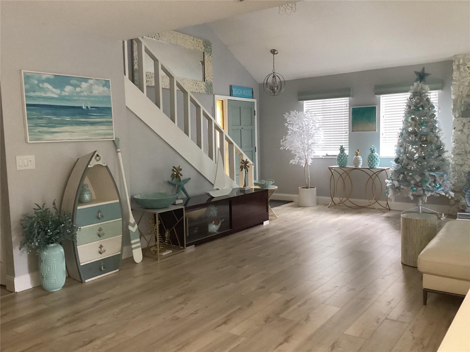 AUTUMN WOOD REV - Residential