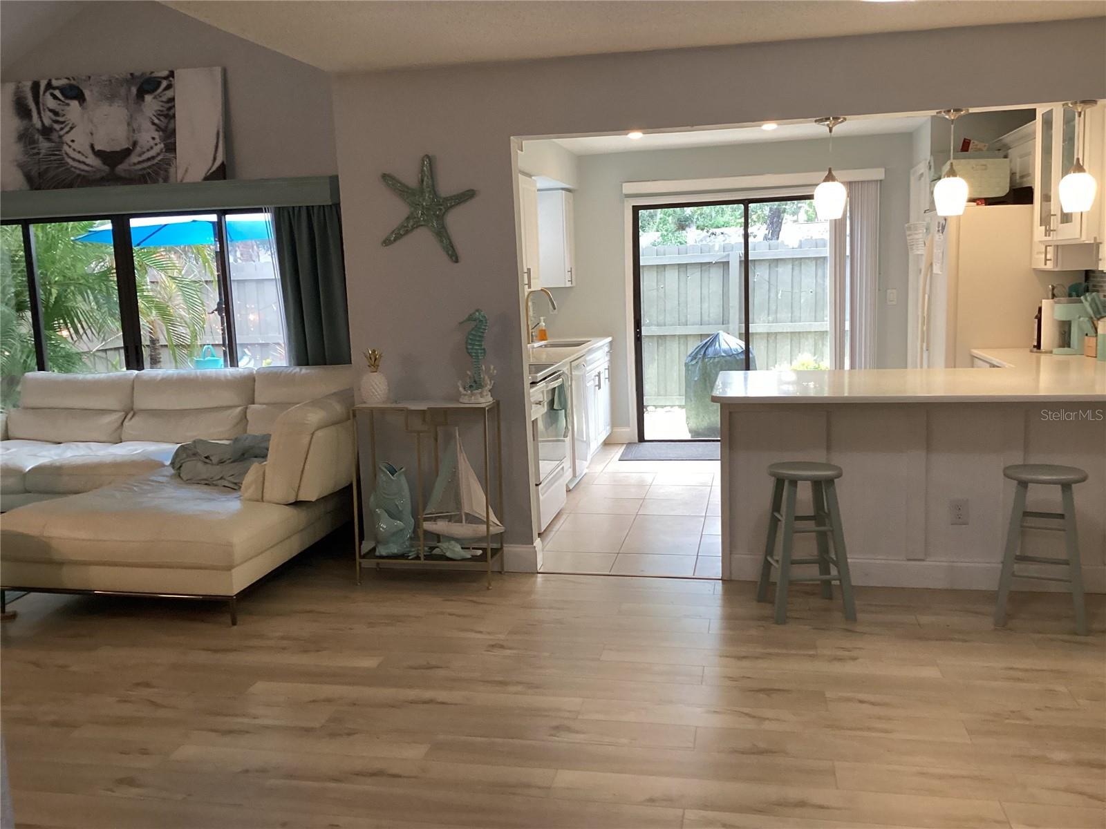 AUTUMN WOOD REV - Residential