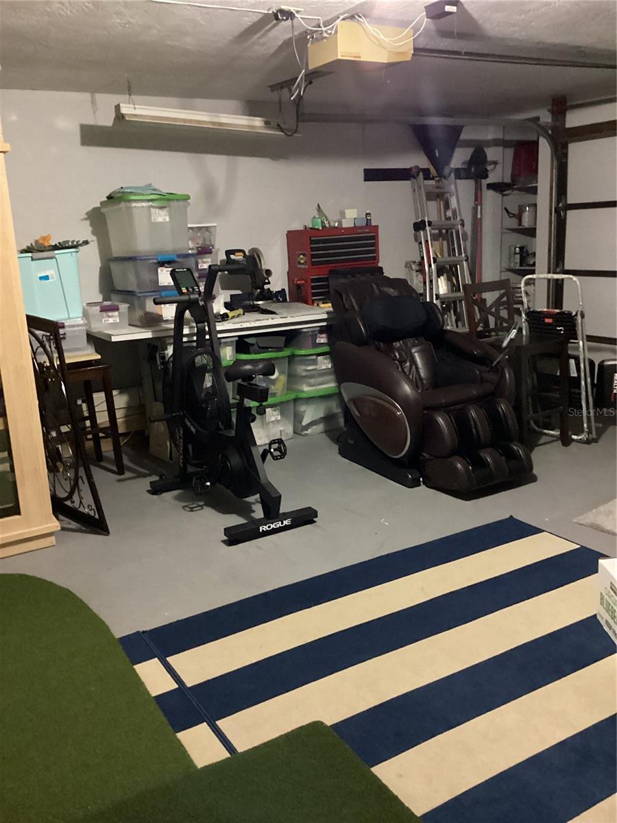 AUTUMN WOOD REV - Residential