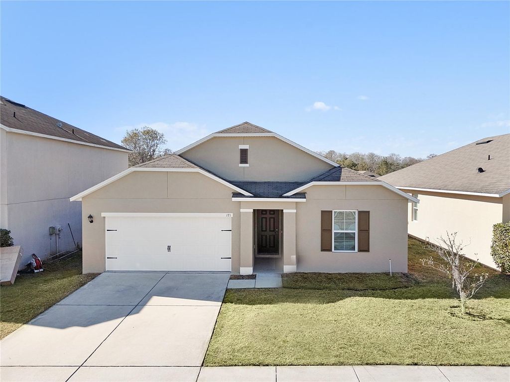 Photo of 171 Lazy Willow Drive, Davenport, FL 33897 (MLS # S5142690)