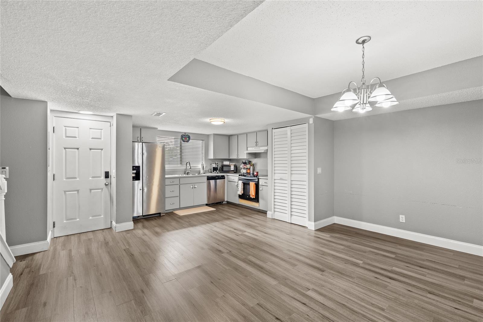 JAMESTOWN VILLAGE UNIT 1 - Residential