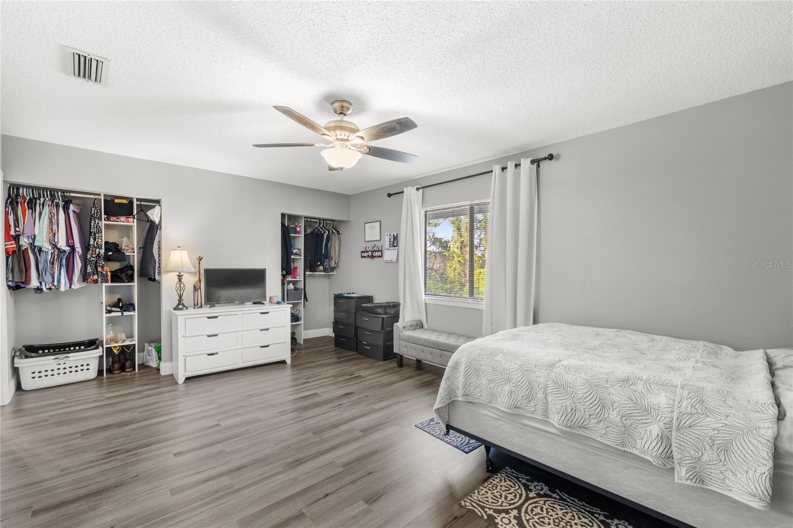 JAMESTOWN VILLAGE UNIT 1 - Residential