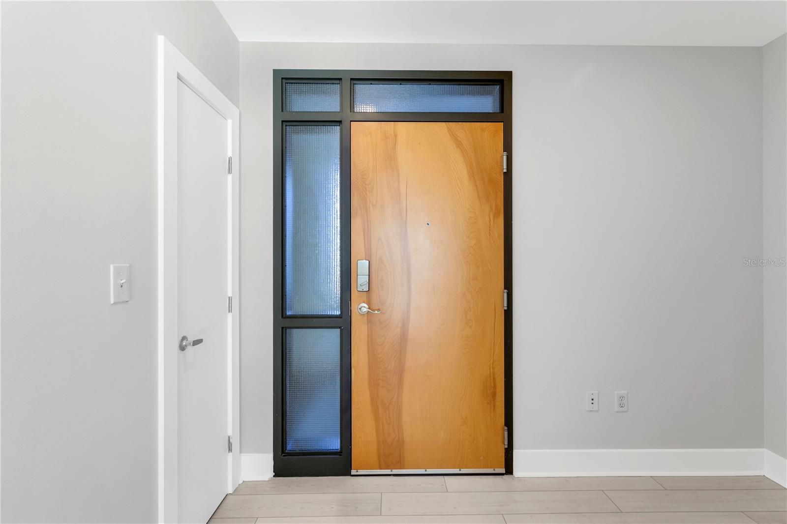 1501 DOYLE CARLTON DRIVE 303
