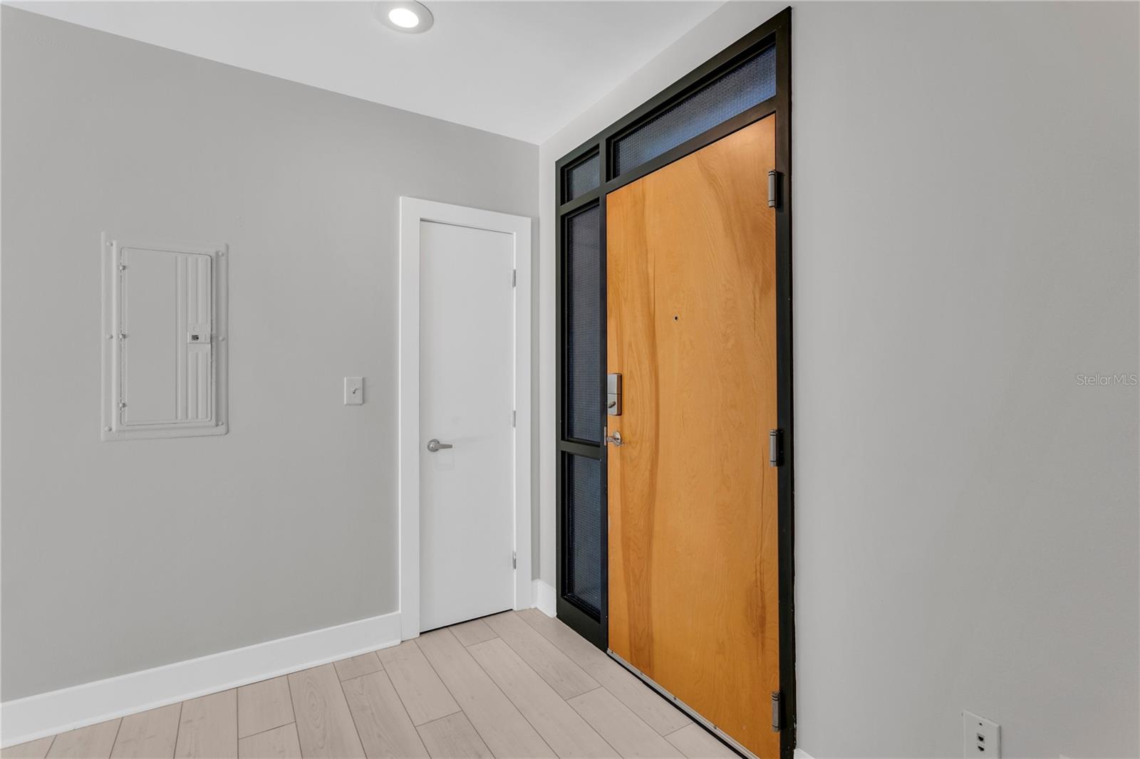 1501 DOYLE CARLTON DRIVE 303