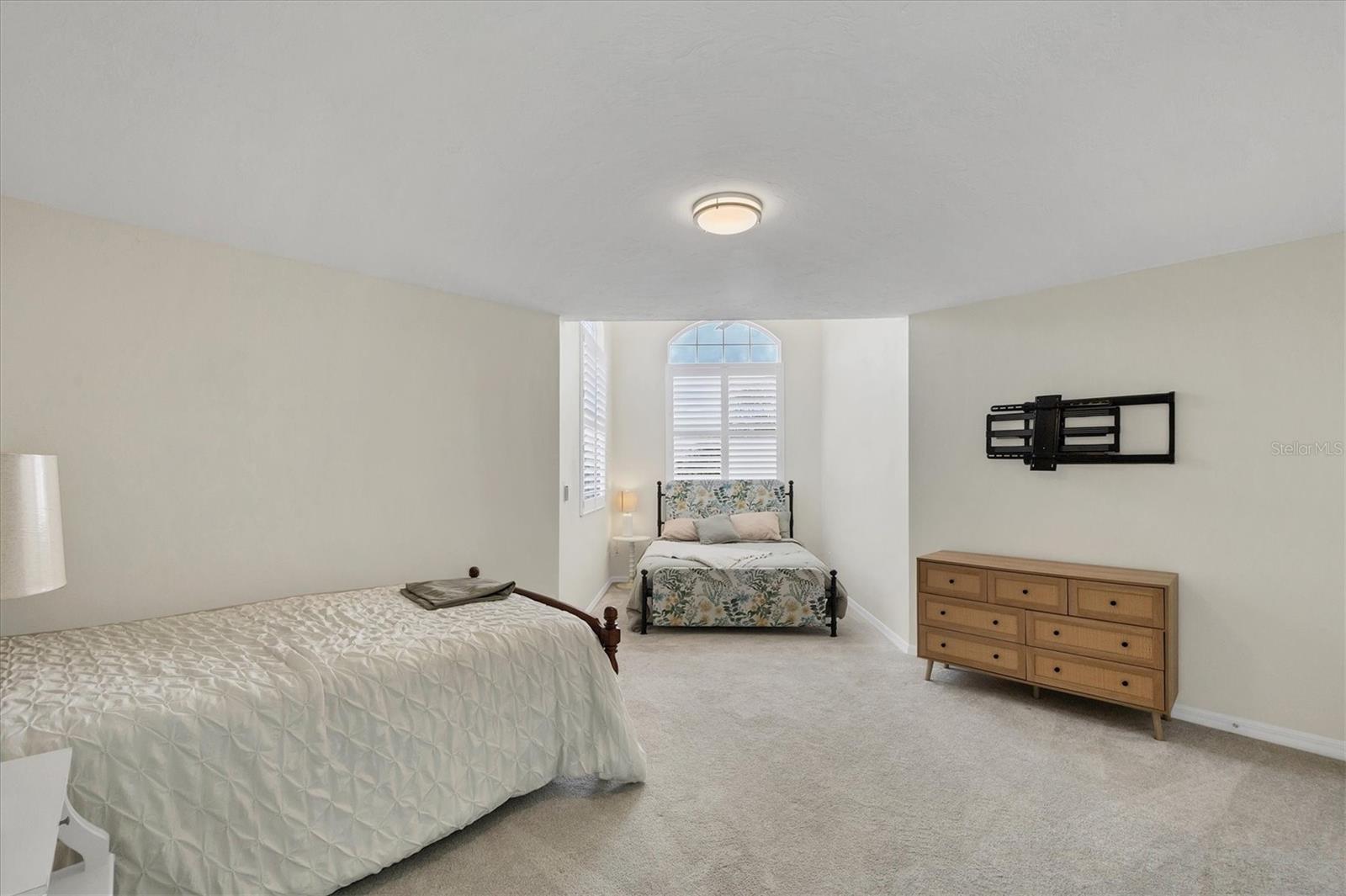 LANDINGS, VILLAS AT EAGLES POINT - Residential Lease