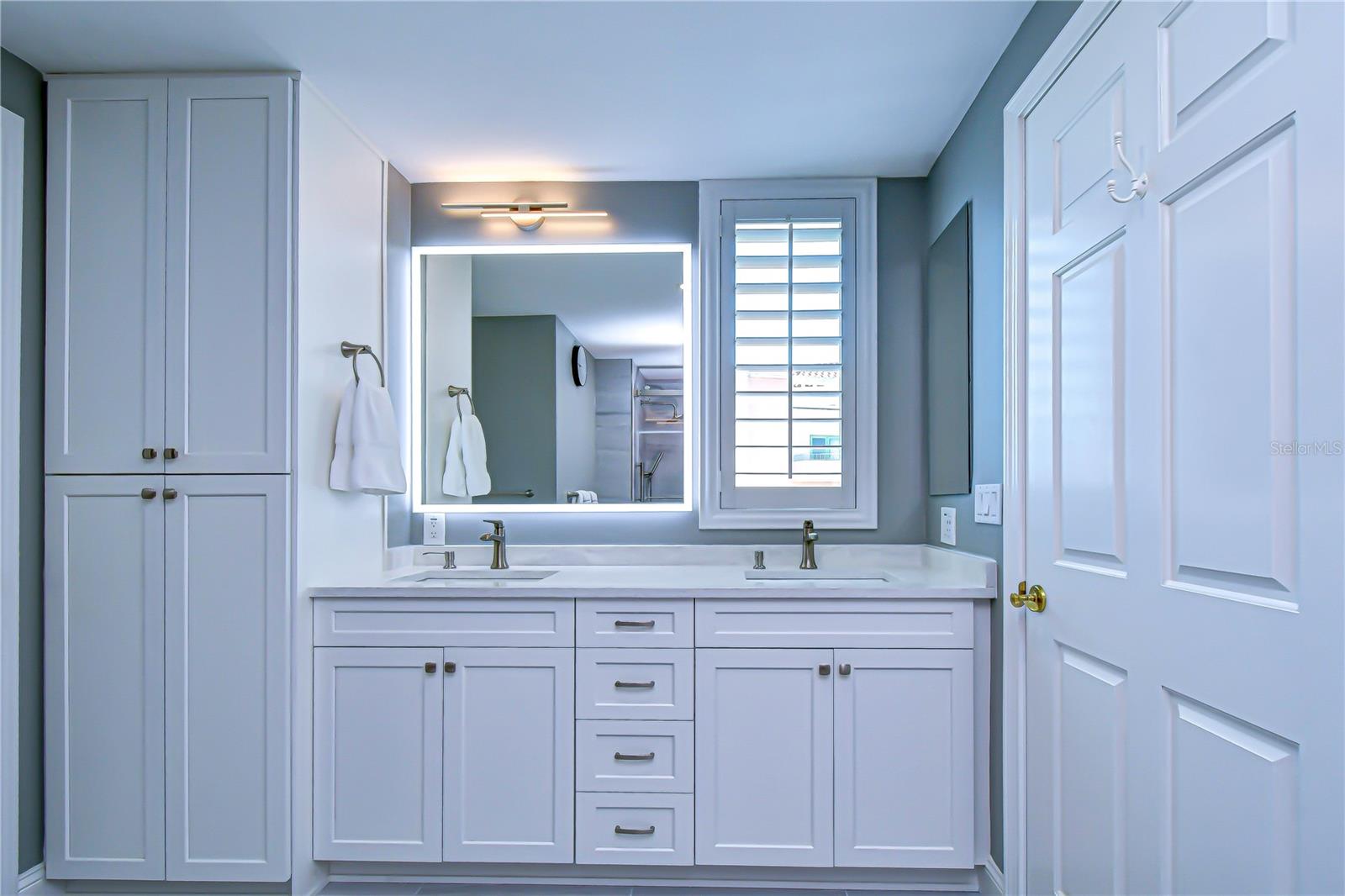 VINOY PLACE CONDO - Residential