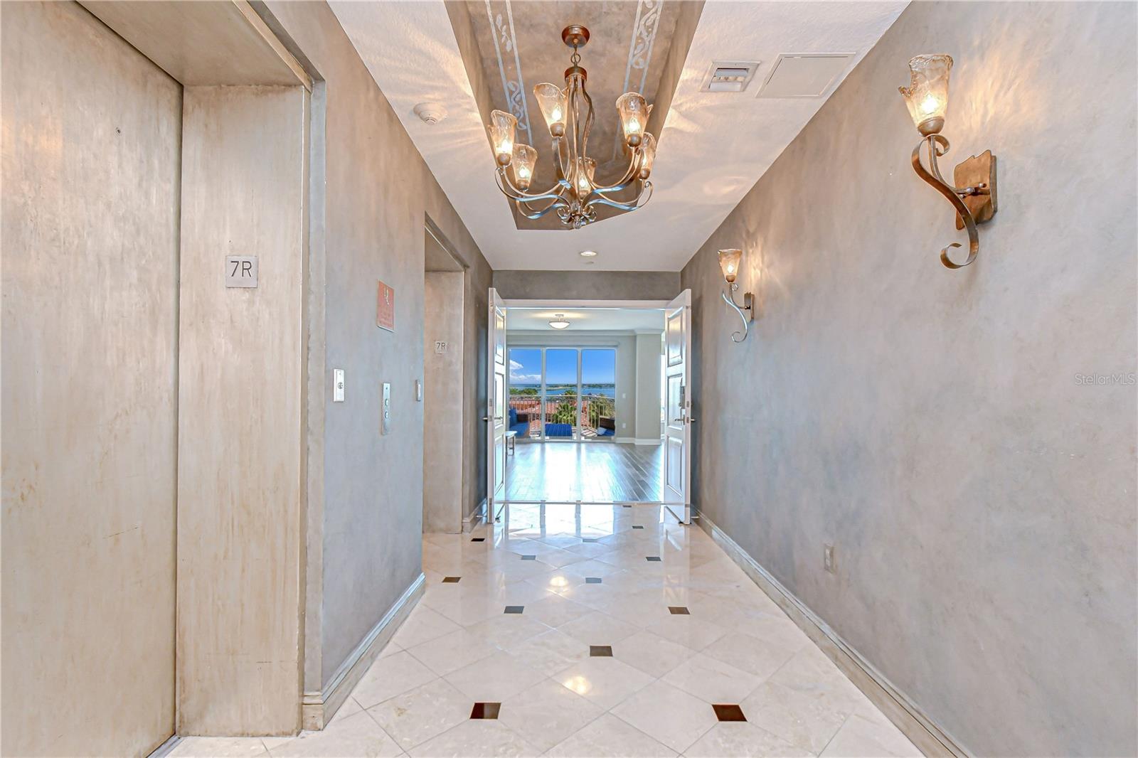 VINOY PLACE CONDO - Residential