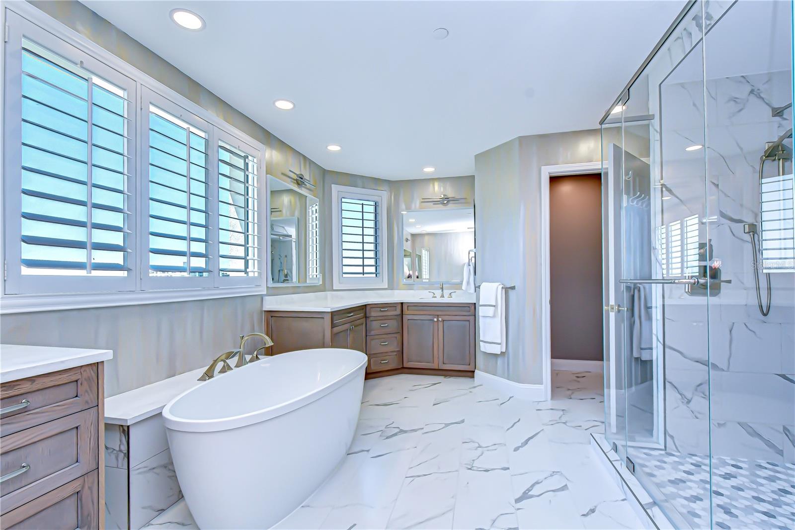 VINOY PLACE CONDO - Residential