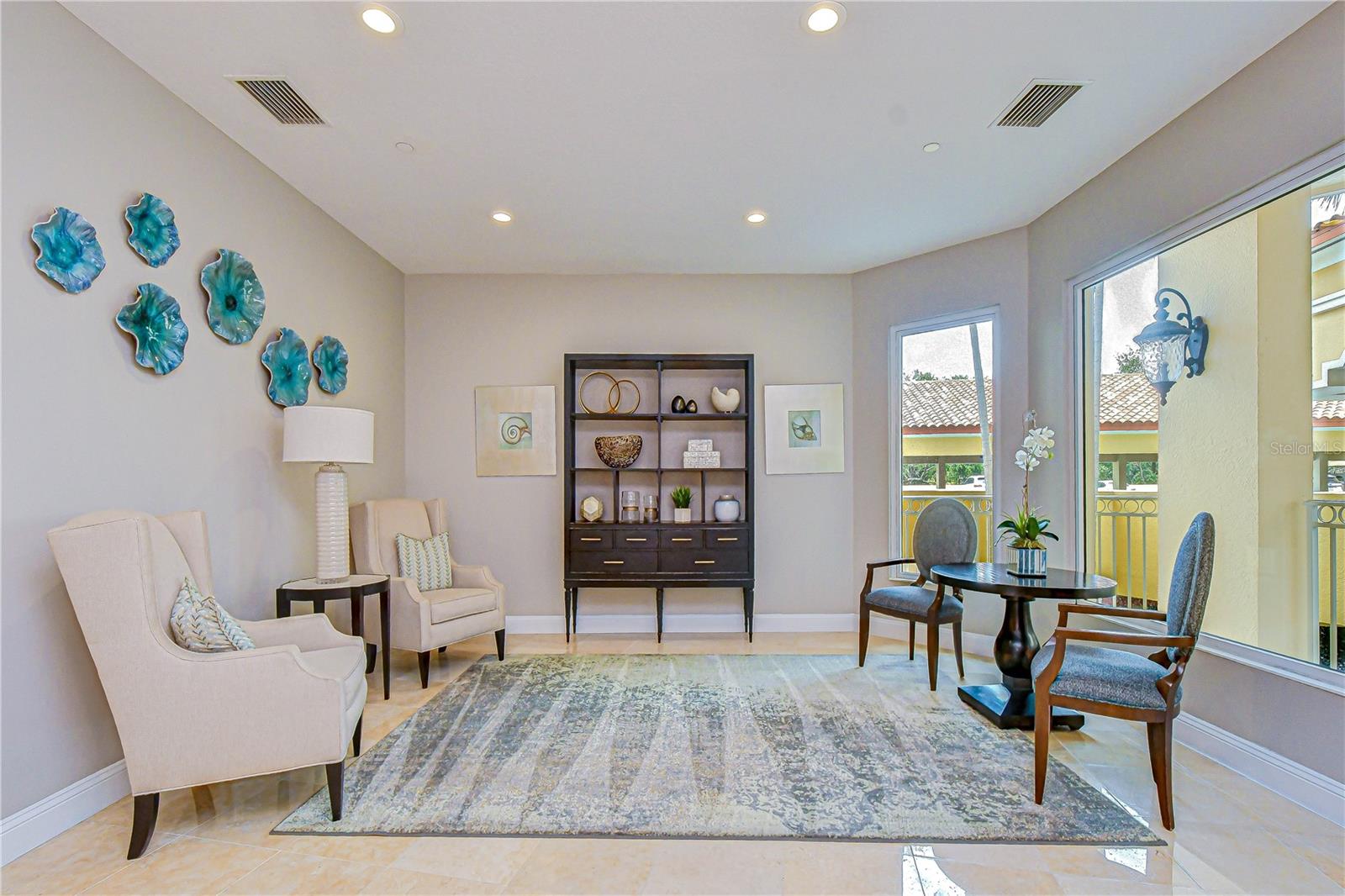 VINOY PLACE CONDO - Residential