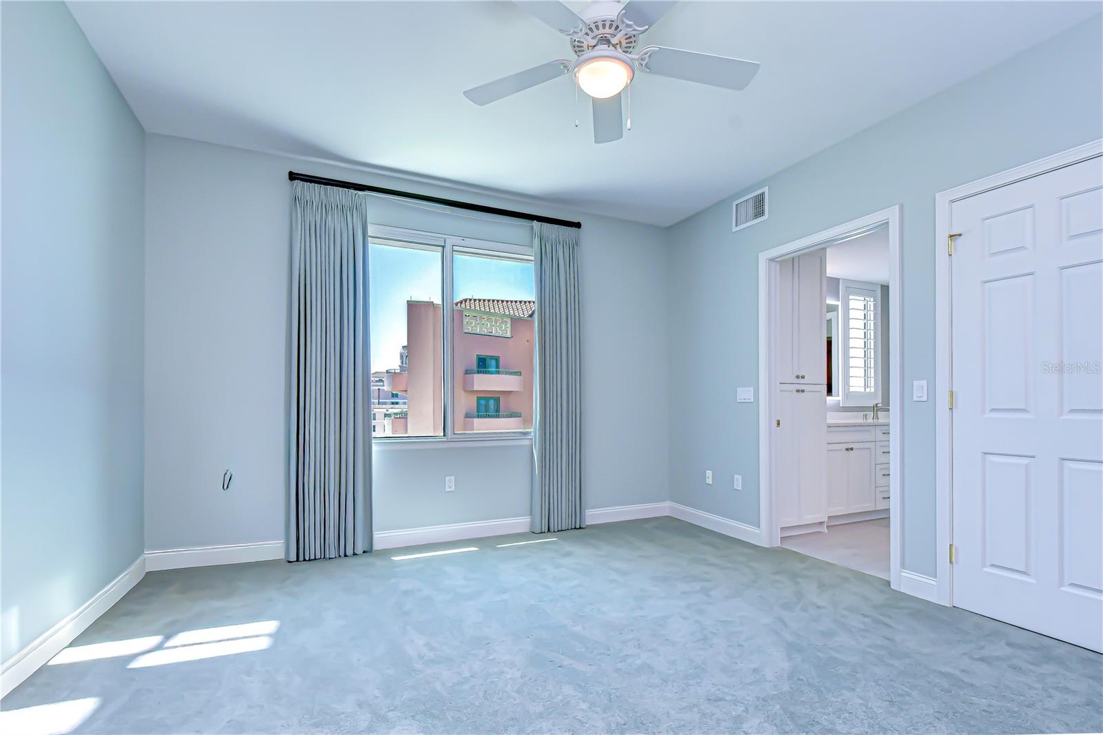 VINOY PLACE CONDO - Residential