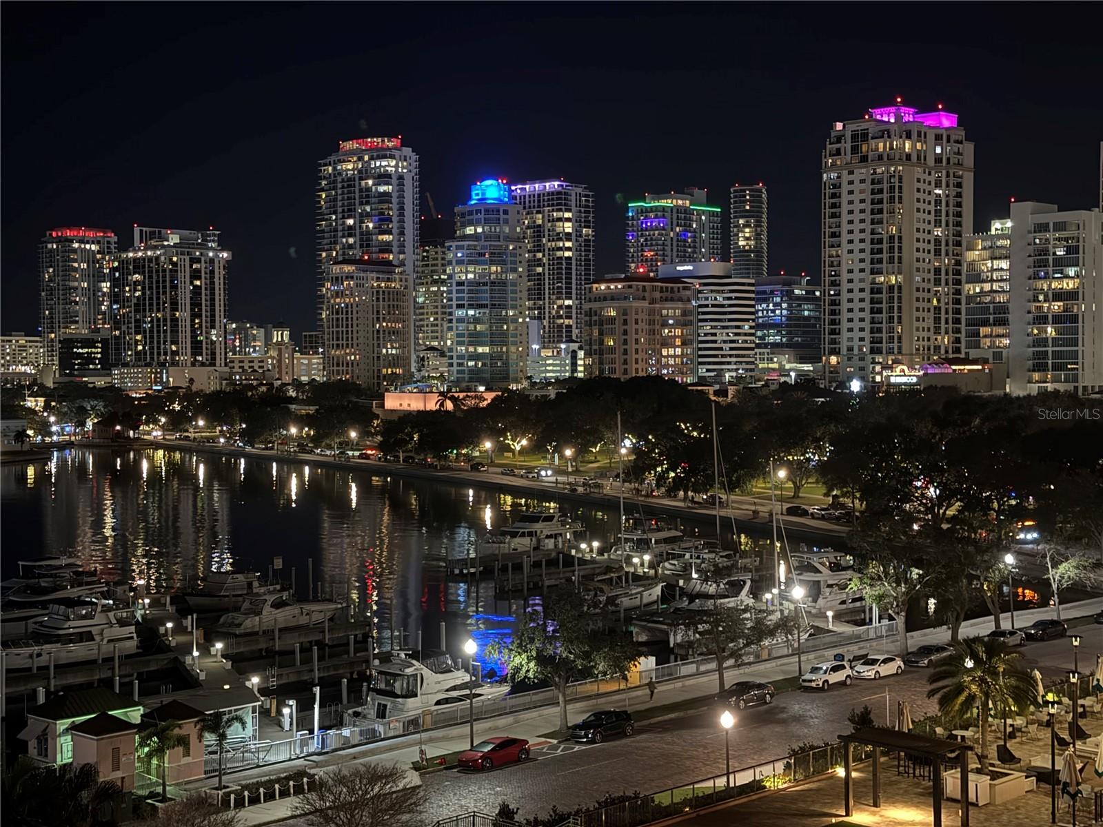 VINOY PLACE CONDO - Residential