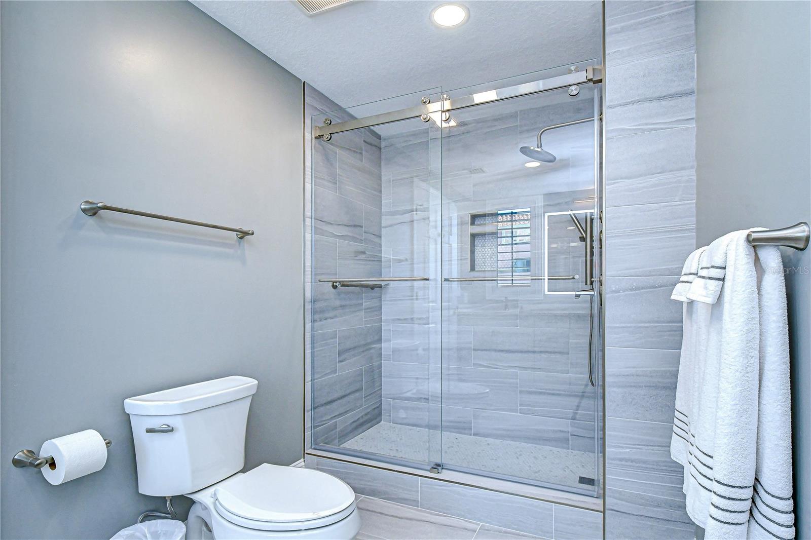 VINOY PLACE CONDO - Residential