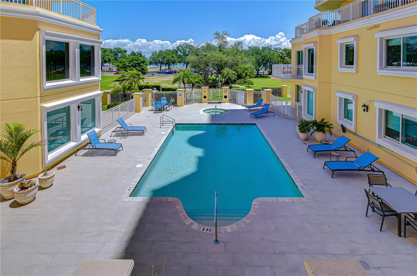 VINOY PLACE CONDO - Residential