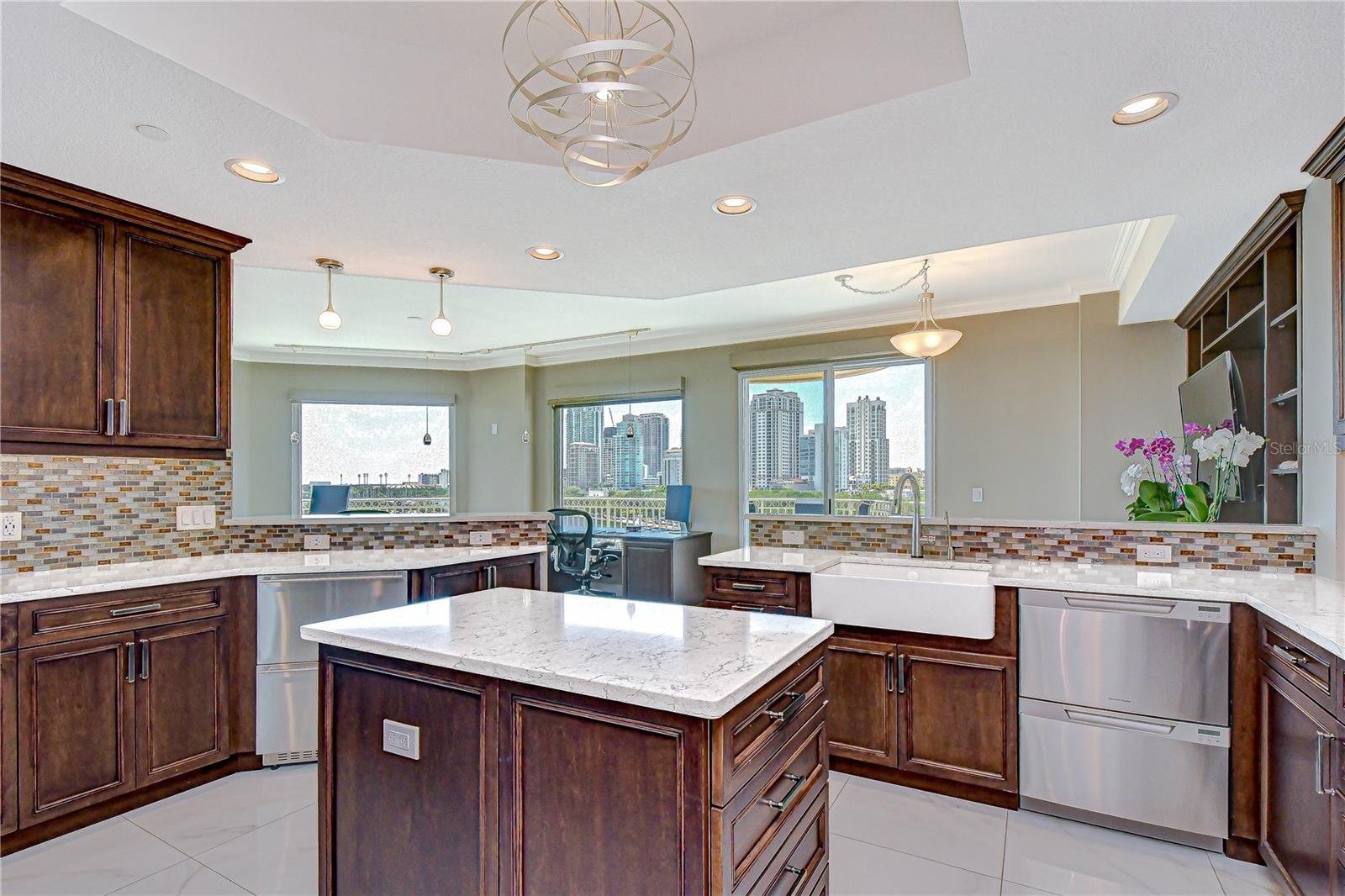 VINOY PLACE CONDO - Residential