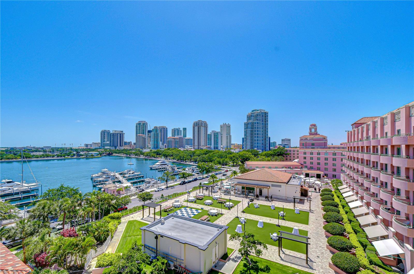 VINOY PLACE CONDO - Residential