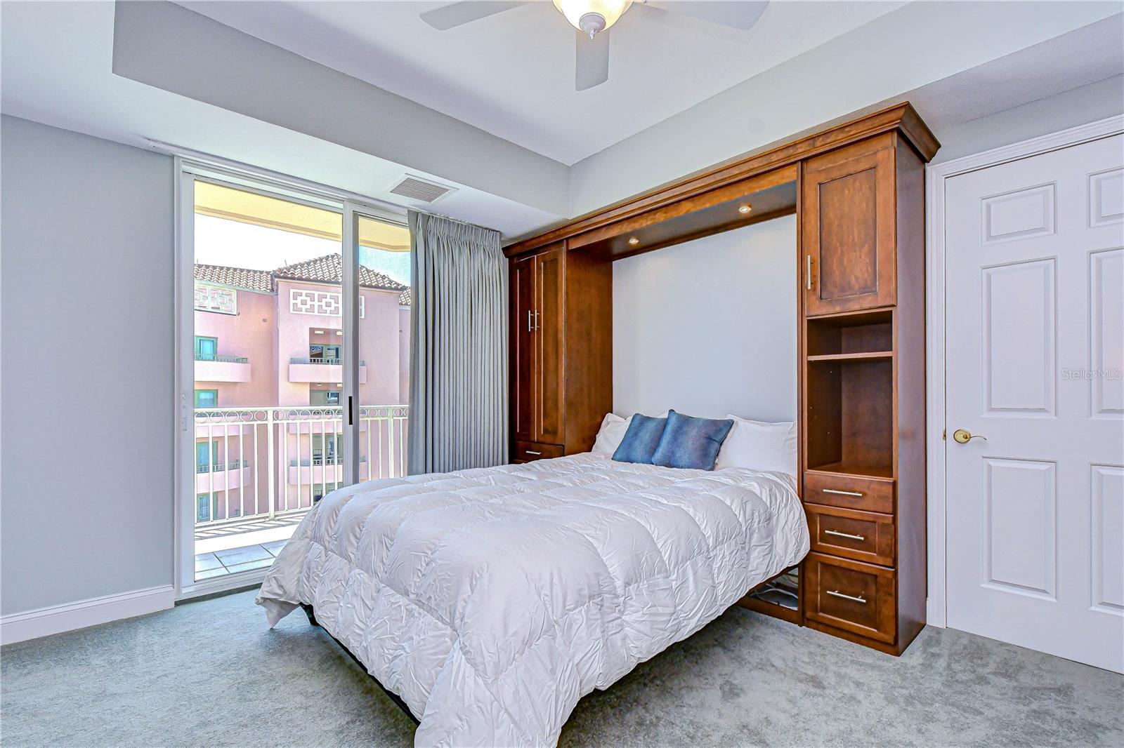 VINOY PLACE CONDO - Residential