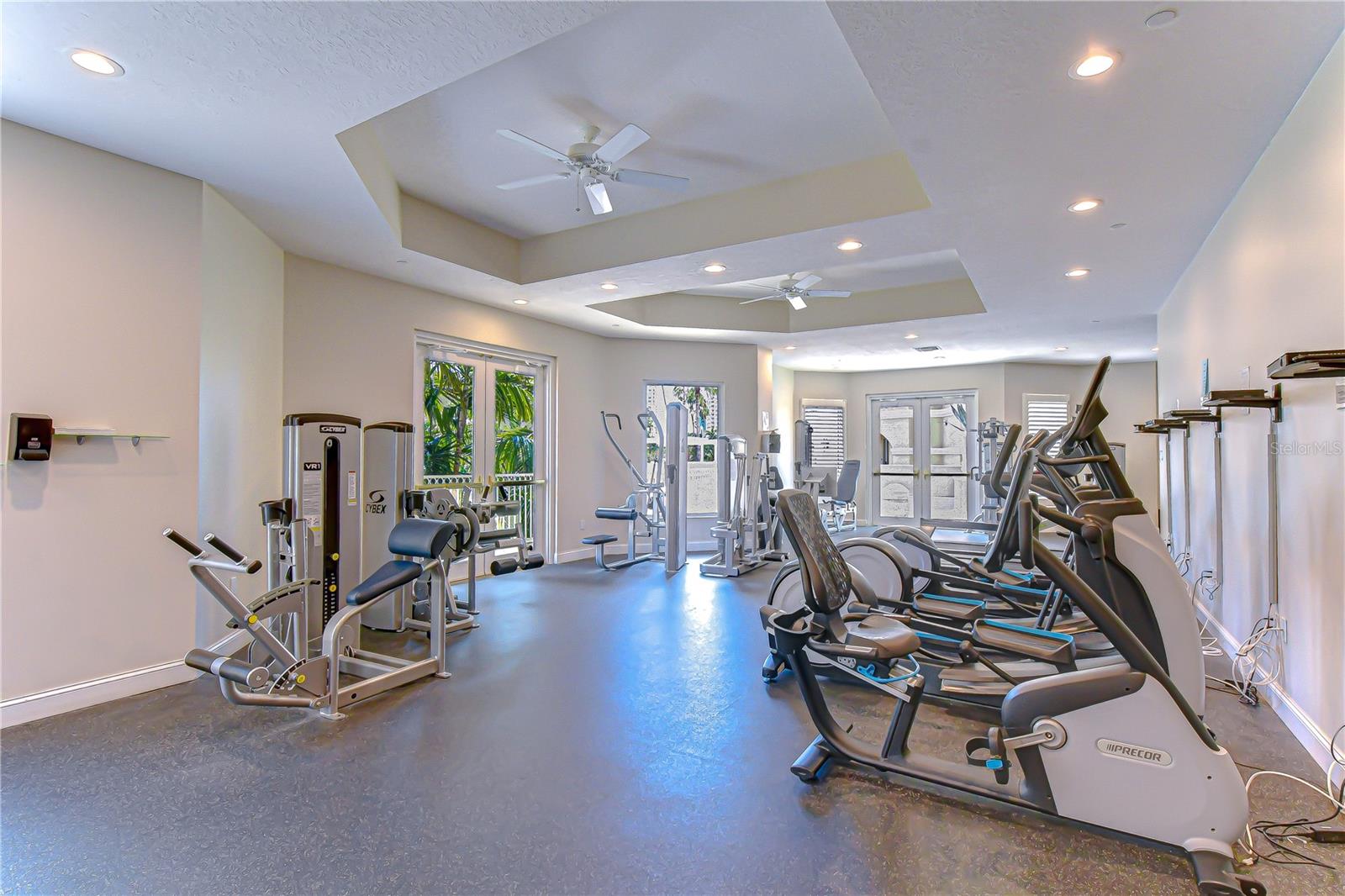 VINOY PLACE CONDO - Residential